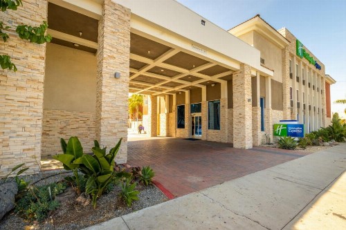 Holiday Inn Express - Anaheim West - image 14