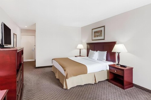 Holiday Inn Express - Anaheim West - image 34