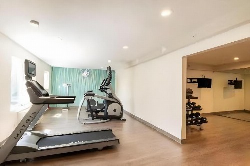 Holiday Inn Express - Anaheim West - image 35