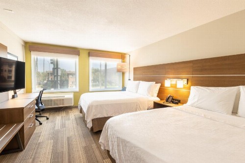 Holiday Inn Express - Anaheim West - image 38