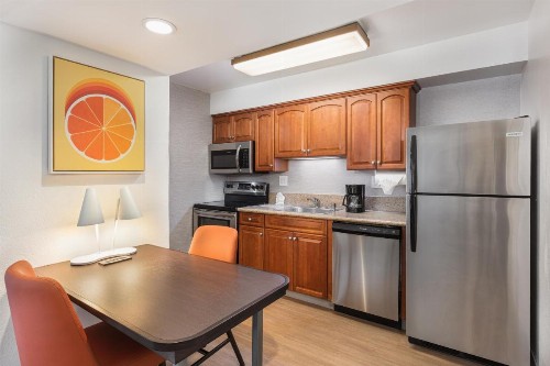 Clementine Hotel & Suites Anaheim - image 9