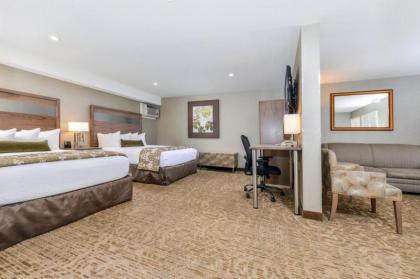 Best Western Plus Anaheim Inn - image 9