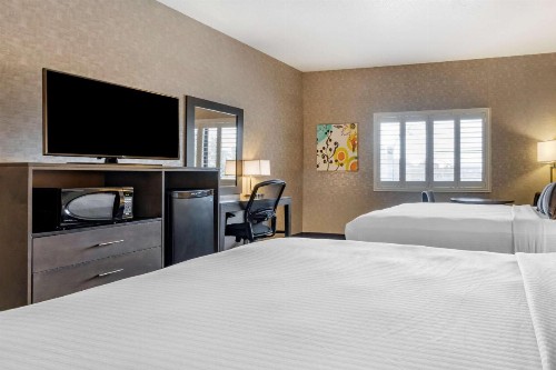 Best Western Plus Park Place Inn - Mini Suites - image 4