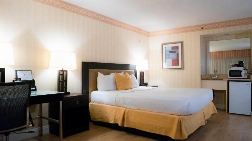 Motel 6 - Anaheim Hills CA - image 21