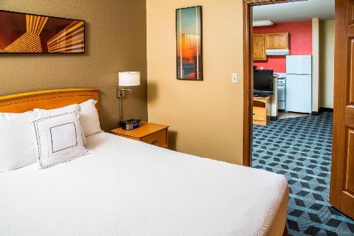 TownePlace Suites by Marriott Anaheim Maingate Near Angel Stadium - image 18