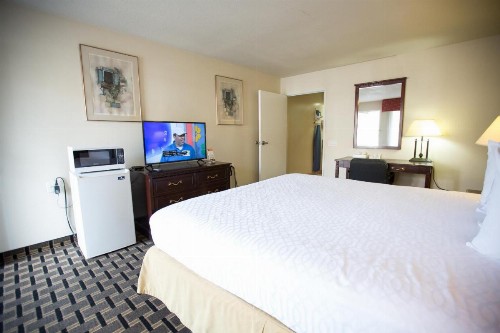 Anaheim Express Inn Maingate - image 12