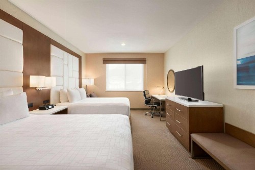 Wyndham Anaheim - image 27