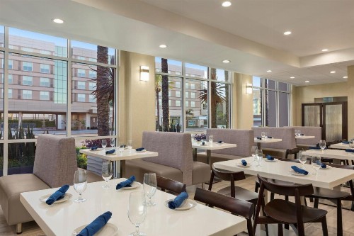 Wyndham Anaheim - image 46