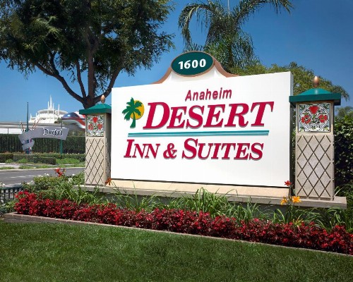 Desert Inn And Suites Anaheim