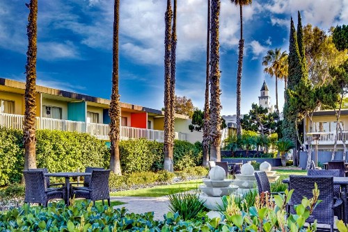 Anaheim Hotel - image 3