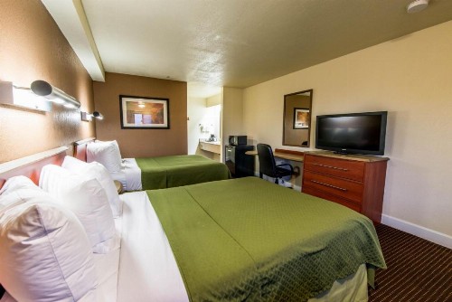 Studio 6-Anaheim CA - image 9
