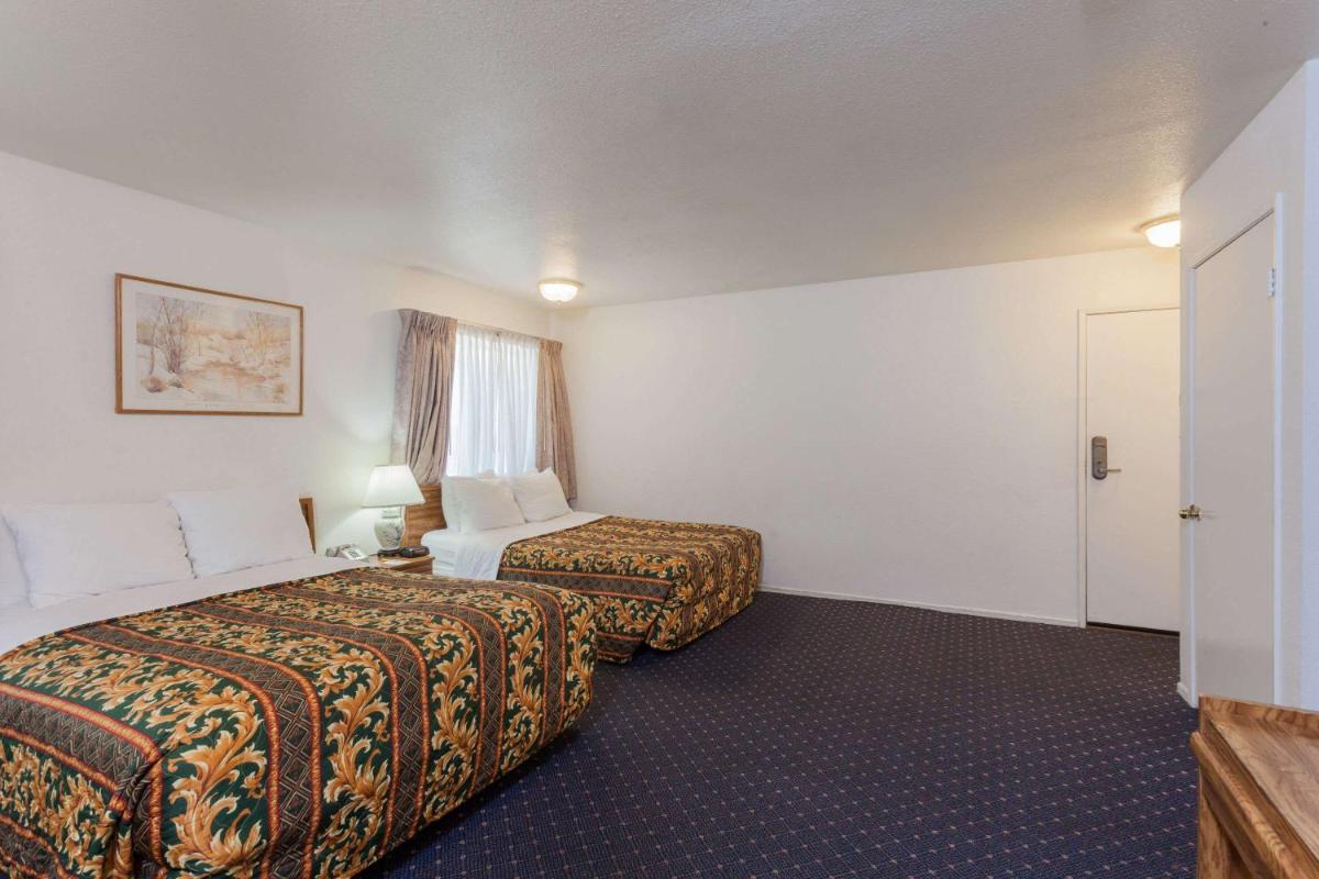 Days Inn by Wyndham Anaheim West - image 7