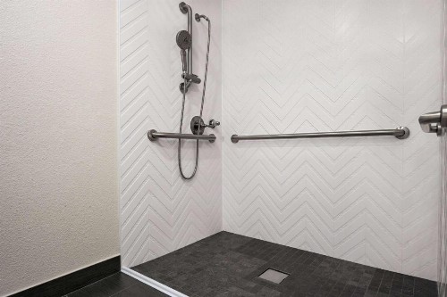 Travelodge by Wyndham Anaheim Convention Center - image 41