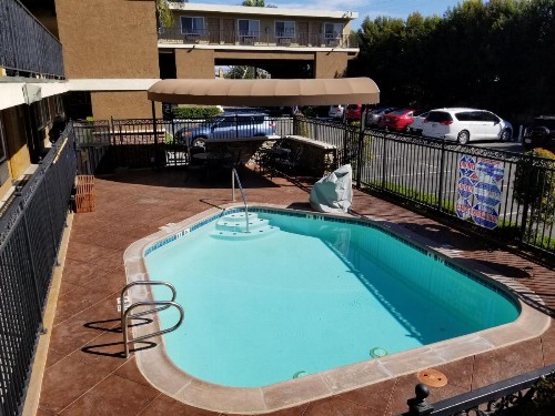 Quality Inn & Suites Anaheim Maingate - image 20