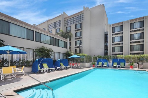 Holiday Inn Hotel & Suites Anaheim an IHG Hotel - image 22