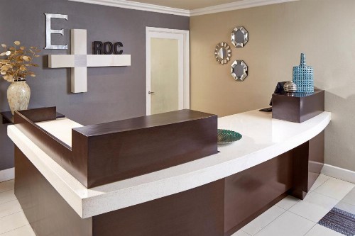Eden Roc Inn & Suites near the Maingate - image 20