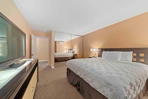 The Lemon Tree Hotel - image 38