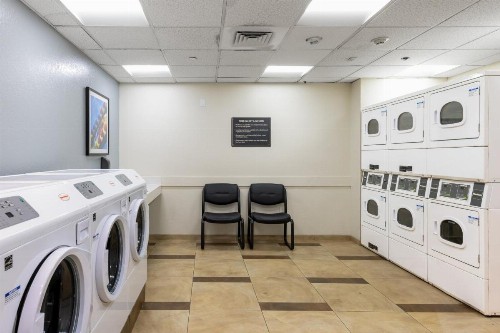 Candlewood Suites Anaheim - Resort Area an IHG Hotel - image 16