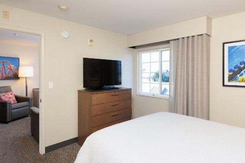 Candlewood Suites Anaheim - Resort Area an IHG Hotel - image 18