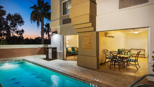 Candlewood Suites Anaheim - Resort Area an IHG Hotel - image 4