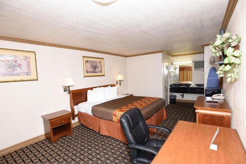 Best Budget Inn Anaheim - image 6