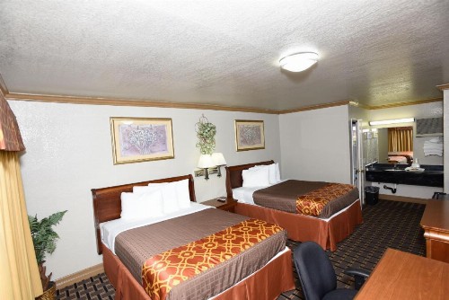 Best Budget Inn Anaheim - image 7