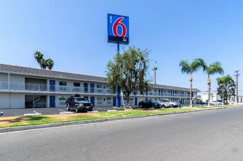 Motel 6-Anaheim CA - Fullerton East - image 12