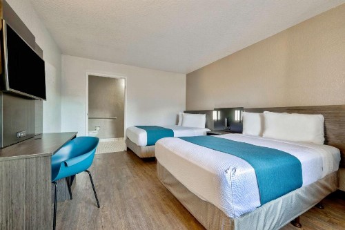 Motel 6-Anaheim CA - Fullerton East - image 13