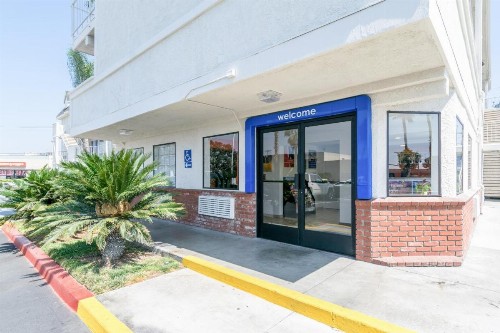 Motel 6-Anaheim CA - Fullerton East - image 22