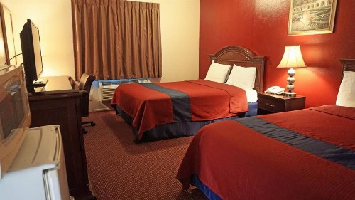 Rainbow Inn - image 11