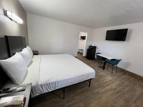 Motel 6-Orange CA - Anaheim - image 28