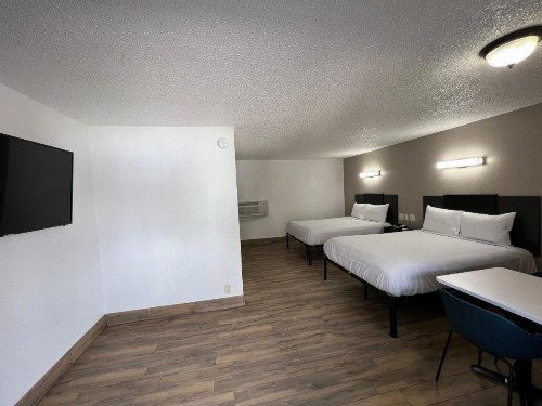 Motel 6-Orange CA - Anaheim - image 50