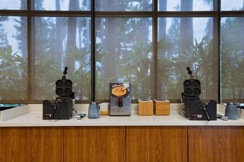 Springhill Suites by Marriott Anaheim Maingate - image 6