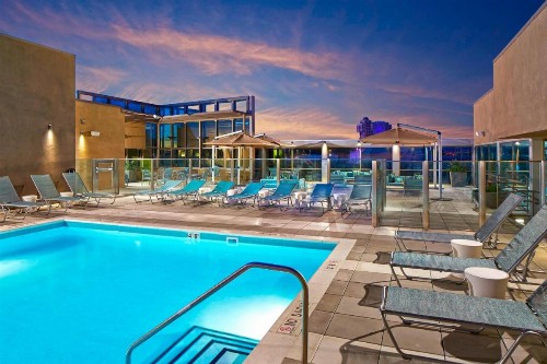 SpringHill Suites by Marriott at Anaheim Resort Area/Convention Center - image 3