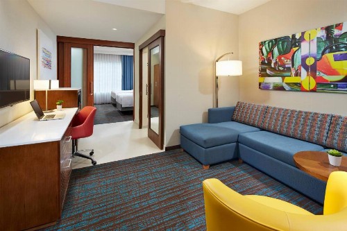 SpringHill Suites by Marriott at Anaheim Resort Area/Convention Center - image 5