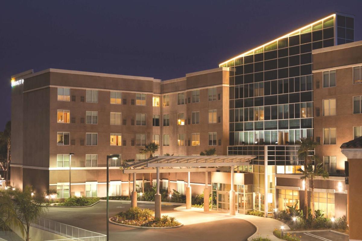 Hyatt Place at Anaheim Resort / Convention Center - image 3