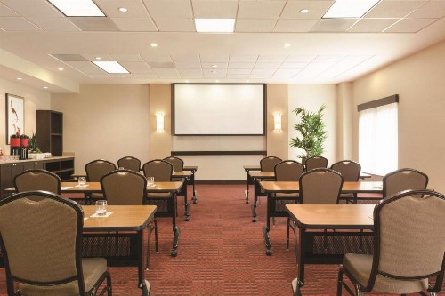Hyatt Place at Anaheim Resort / Convention Center - image 45