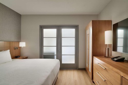Hyatt Place at Anaheim Resort / Convention Center - image 7