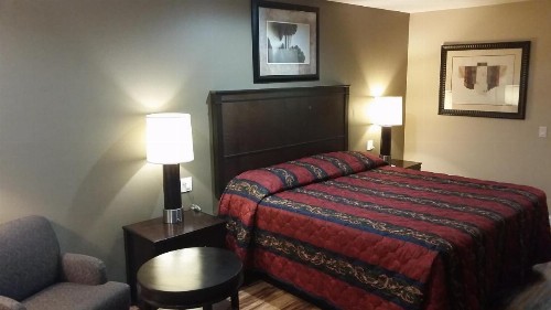 Anaheim Lodge - image 4