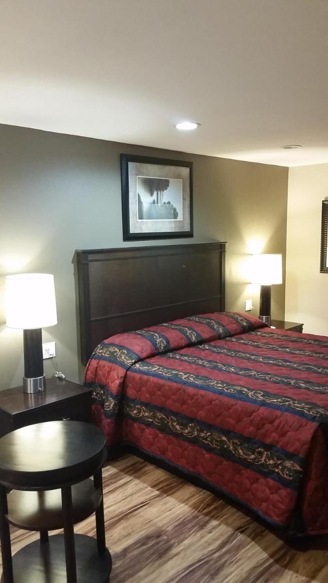 Anaheim Lodge - image 6