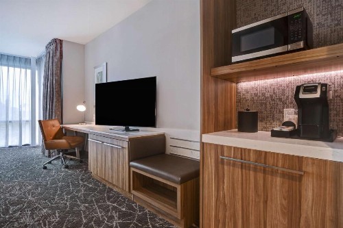 Hilton Garden Inn Anaheim Resort - image 19