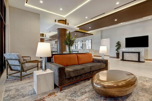 Hilton Garden Inn Anaheim Resort - image 7