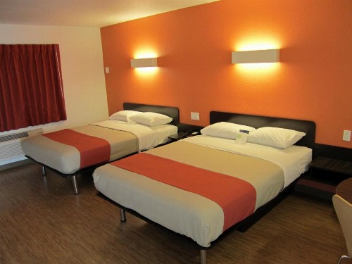 Motel 6-Anaheim CA - image 15
