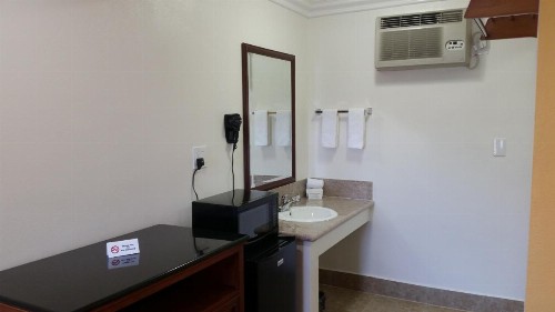 Kona Inn Motel Anaheim - image 31
