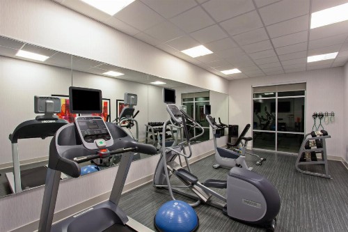 Holiday Inn Express & Suites Anaheim Resort Area an IHG Hotel - image 17