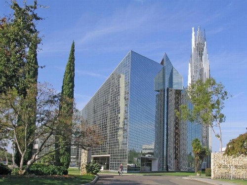 Courtyard by Marriott Anaheim Theme Park Entrance - image 13