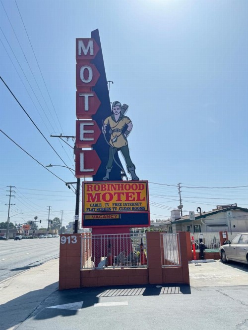 Robinhood Motel - image 2