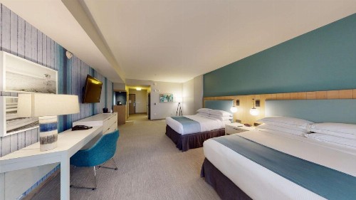 SunCoast Hotel Anaheim Tapestry Collection by Hilton - image 3