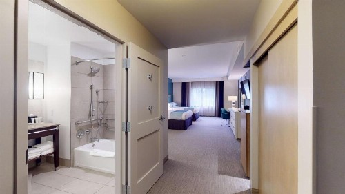 SunCoast Hotel Anaheim Tapestry Collection by Hilton - image 30