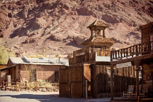 Anchor Motel - image 2